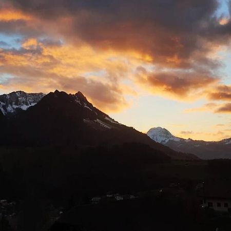 Charmant Et Lumineux Appartement Duplex A Charmey Zewnętrze zdjęcie